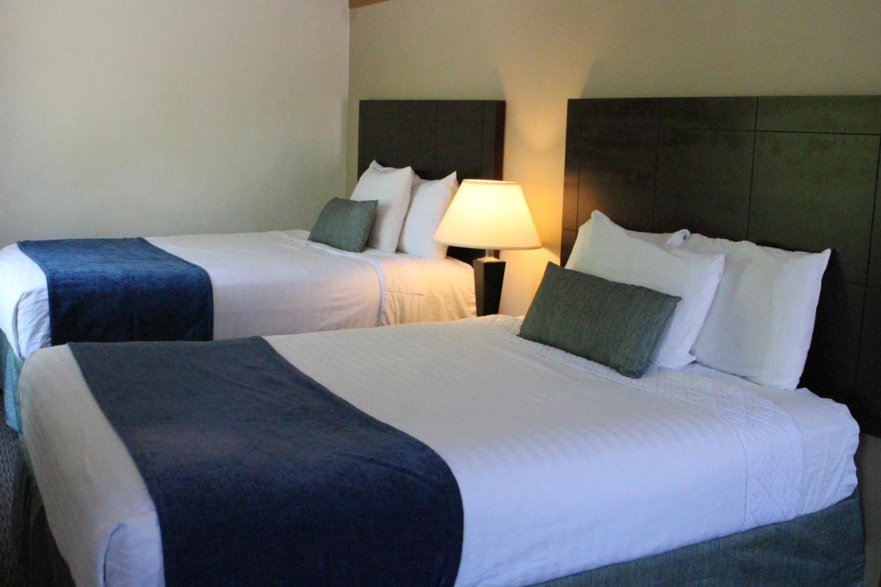 Bay Lodging Resort Put-in-Bay Ngoại thất bức ảnh